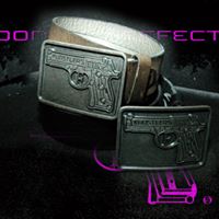 Leather belt with striking buckle ChatGPT fragen